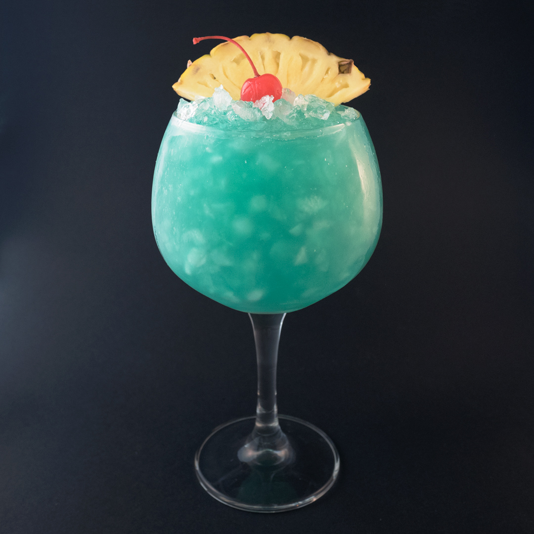 Blue Hawaiian Drink - Recept på goda drinkar - Drinkoteket