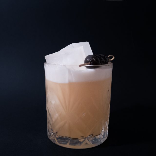 Rum Sour Drink Recept på en god Rom Sour Drinkoteket