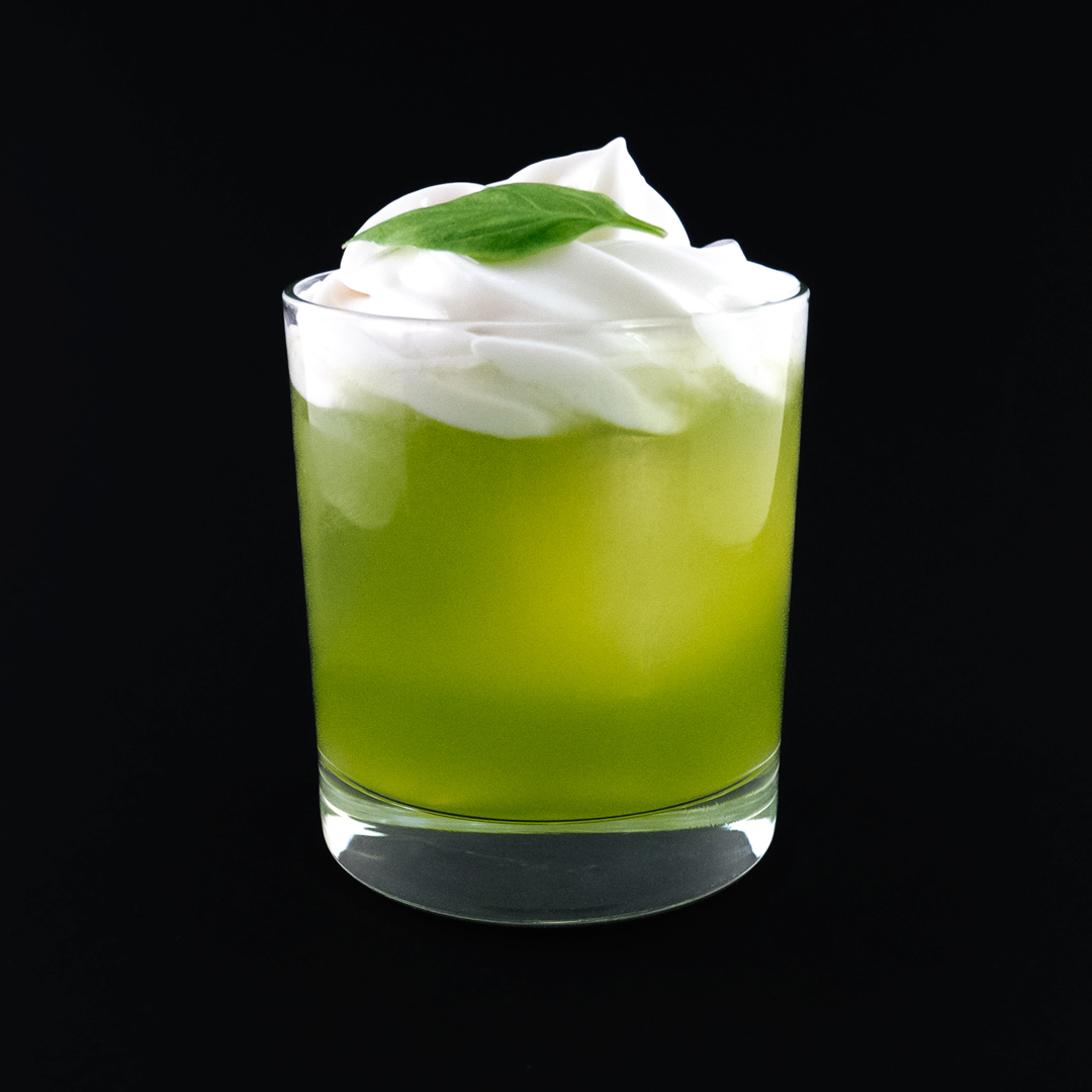Thai Basil Drink Recept P Drink Med Thaibasilika Fr n APO Drinkoteket